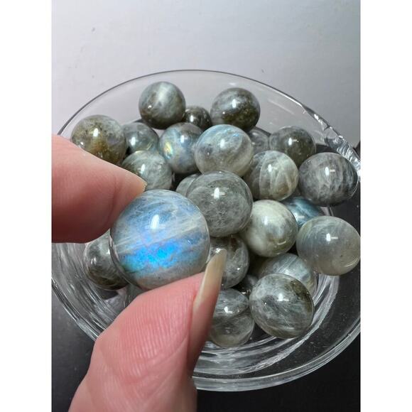 Labradorite marbles - Picture 11 of 11